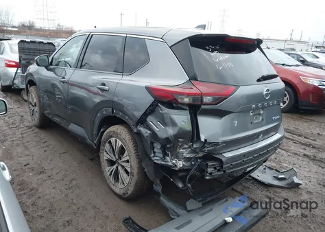 2021 Nissan Rogue Sv Intelligent Awd z USA, uszkodzony, nr VIN 5N1AT3BB0MC774583